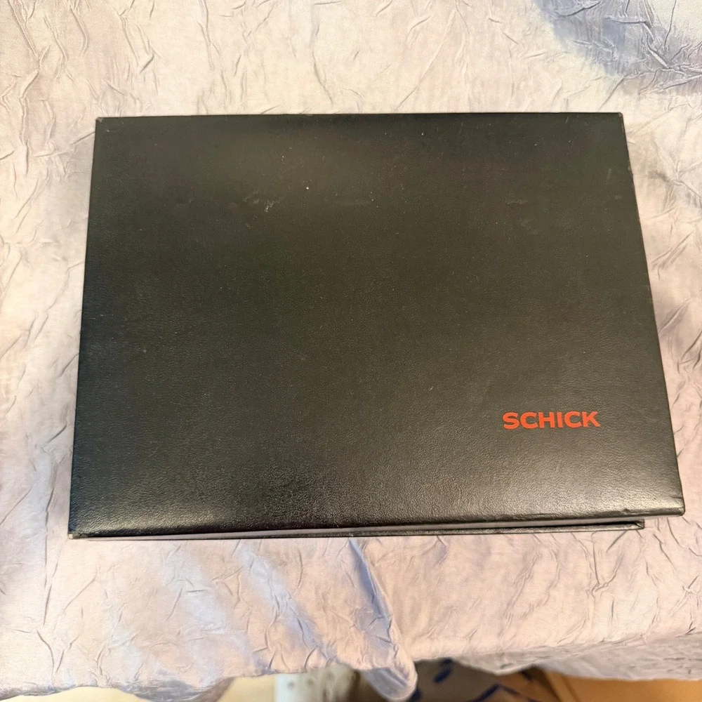 Vintage Schick Styling Dryer 530W 2 Speed 2 Heat Grooming Kit Case 1970s tested